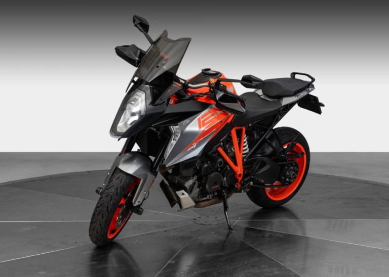 KTM 1290 Super Duke GT